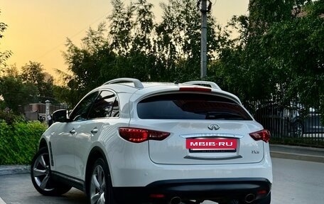 Infiniti FX II, 2009 год, 1 800 000 рублей, 2 фотография
