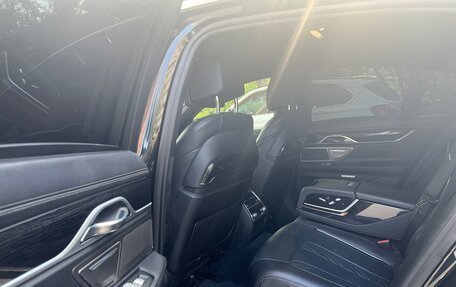 BMW 7 серия, 2018 год, 4 449 000 рублей, 12 фотография