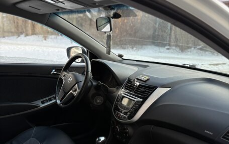 Hyundai Solaris II рестайлинг, 2011 год, 620 000 рублей, 10 фотография