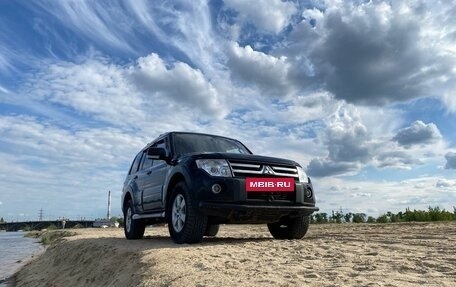 Mitsubishi Pajero IV, 2007 год, 1 735 000 рублей, 2 фотография