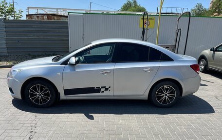 Chevrolet Cruze II, 2011 год, 690 000 рублей, 4 фотография