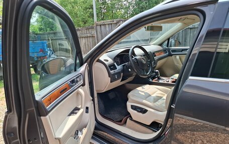 Volkswagen Touareg III, 2010 год, 1 850 000 рублей, 8 фотография