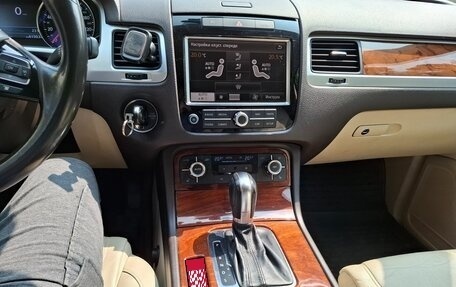 Volkswagen Touareg III, 2010 год, 1 850 000 рублей, 14 фотография