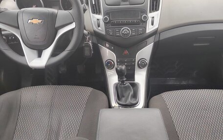 Chevrolet Cruze II, 2012 год, 800 000 рублей, 11 фотография