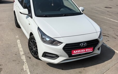 Hyundai Solaris II рестайлинг, 2020 год, 1 350 000 рублей, 1 фотография