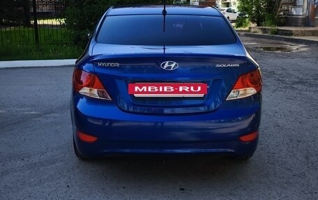 Hyundai Solaris II рестайлинг, 2012 год, 590 000 рублей, 3 фотография