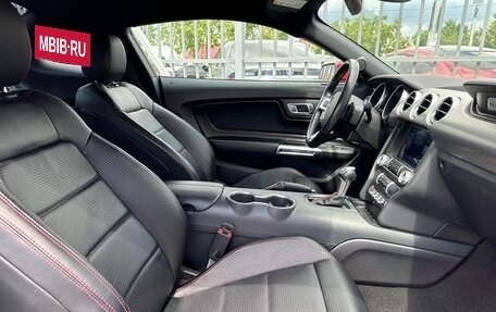 Ford Mustang VI рестайлинг, 2021 год, 4 500 000 рублей, 20 фотография