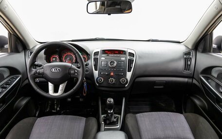 KIA cee'd I рестайлинг, 2012 год, 888 000 рублей, 13 фотография
