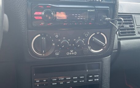 BMW 3 серия, 1992 год, 280 000 рублей, 13 фотография