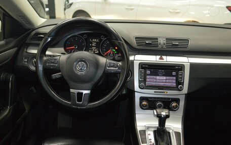 Volkswagen Passat CC I рестайлинг, 2010 год, 828 000 рублей, 32 фотография