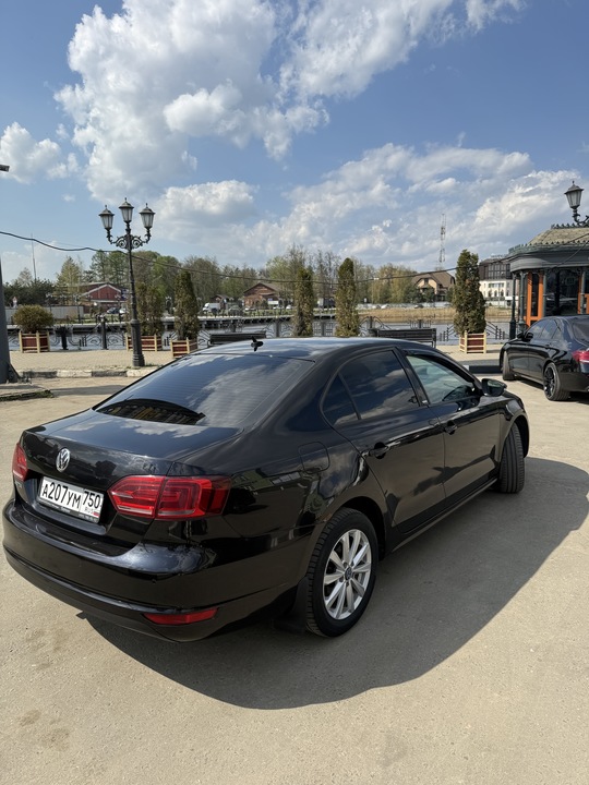 Volkswagen Jetta VI, 2014 год, 1 099 999 рублей, 5 фотография