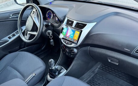 Hyundai Solaris II рестайлинг, 2014 год, 720 000 рублей, 5 фотография