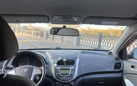 Hyundai Solaris II рестайлинг, 2013 год, 860 000 рублей, 11 фотография
