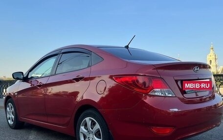 Hyundai Solaris II рестайлинг, 2013 год, 860 000 рублей, 2 фотография