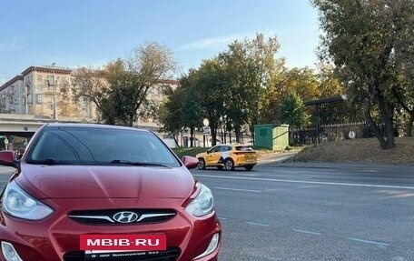 Hyundai Solaris II рестайлинг, 2013 год, 860 000 рублей, 4 фотография