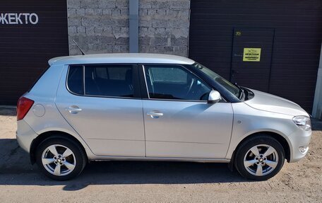 Skoda Fabia II, 2014 год, 550 000 рублей, 6 фотография