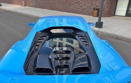 Lamborghini Huracán, 2023 год, 37 500 000 рублей, 27 фотография