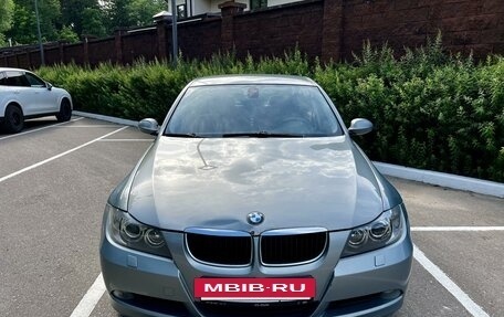BMW 3 серия, 2005 год, 700 000 рублей, 8 фотография
