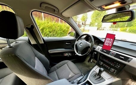 BMW 3 серия, 2005 год, 700 000 рублей, 19 фотография