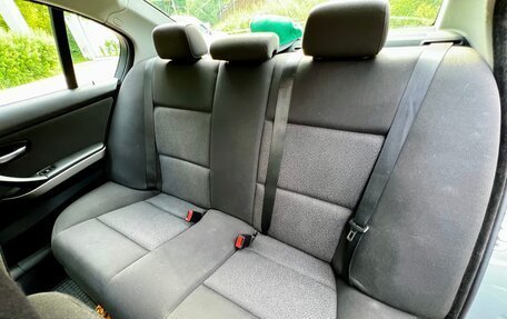 BMW 3 серия, 2005 год, 700 000 рублей, 28 фотография
