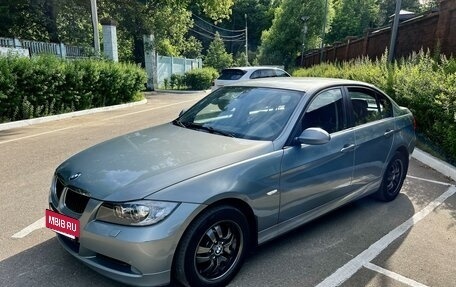 BMW 3 серия, 2005 год, 700 000 рублей, 12 фотография