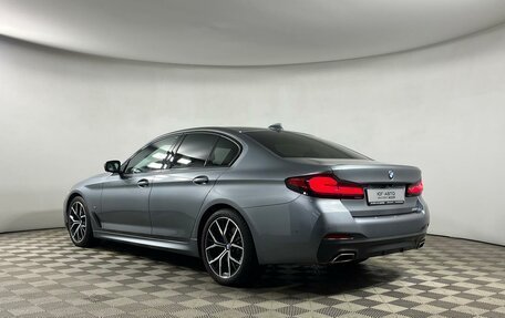 BMW 5 серия, 2020 год, 5 400 000 рублей, 6 фотография