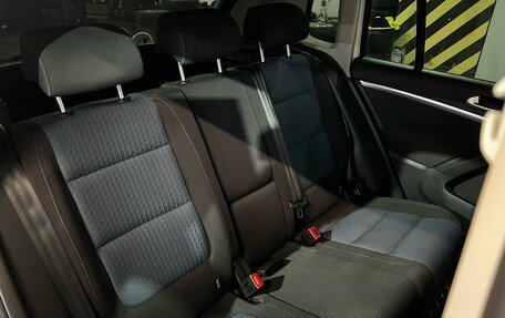 Volkswagen Tiguan I, 2013 год, 1 000 000 рублей, 11 фотография
