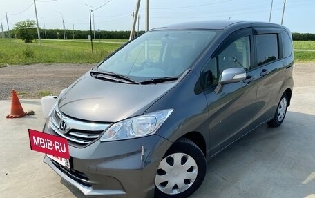 Honda Freed I, 2012 год, 1 220 000 рублей, 3 фотография