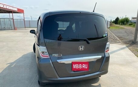 Honda Freed I, 2012 год, 1 220 000 рублей, 7 фотография