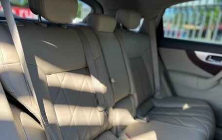 Infiniti FX II, 2008 год, 1 750 000 рублей, 21 фотография