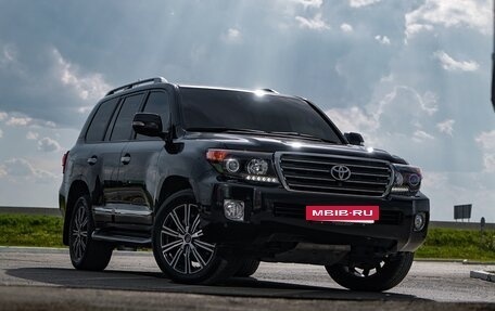 Toyota Land Cruiser 200, 2015 год, 5 400 000 рублей, 4 фотография