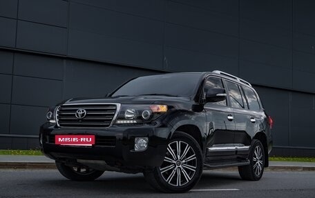 Toyota Land Cruiser 200, 2015 год, 5 400 000 рублей, 3 фотография