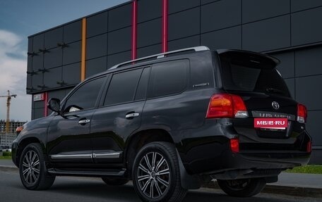 Toyota Land Cruiser 200, 2015 год, 5 400 000 рублей, 2 фотография