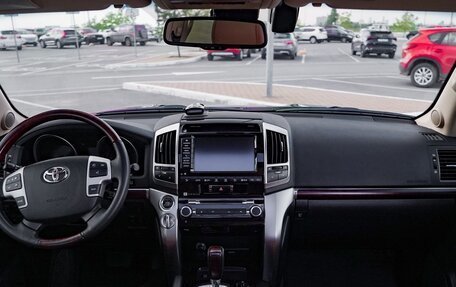 Toyota Land Cruiser 200, 2015 год, 5 400 000 рублей, 25 фотография