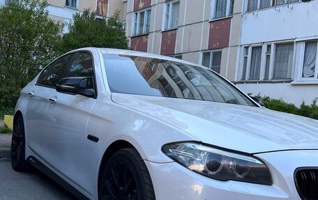 BMW 5 серия, 2014 год, 1 690 000 рублей, 3 фотография