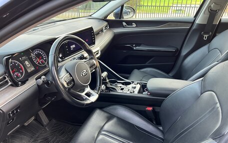 KIA K5, 2021 год, 2 300 000 рублей, 8 фотография