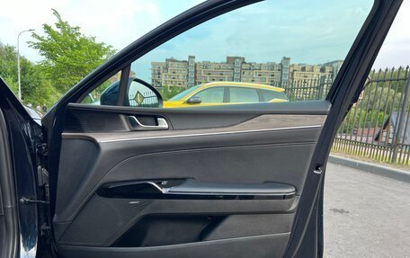 KIA K5, 2021 год, 2 300 000 рублей, 12 фотография