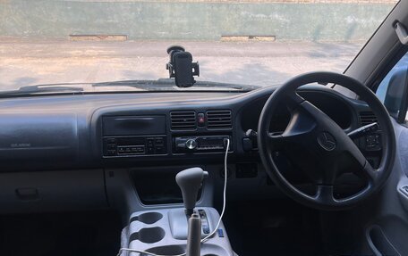 Mazda Bongo Friendee i рестайлинг, 1999 год, 680 000 рублей, 5 фотография