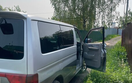 Mazda Bongo Friendee i рестайлинг, 1999 год, 680 000 рублей, 12 фотография