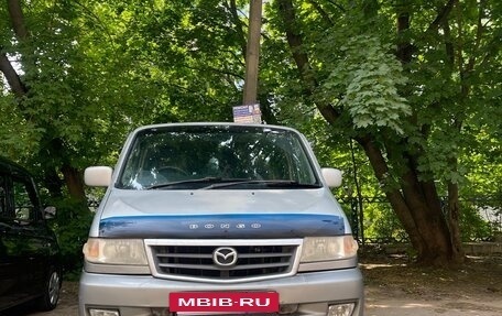 Mazda Bongo Friendee i рестайлинг, 1999 год, 680 000 рублей, 9 фотография