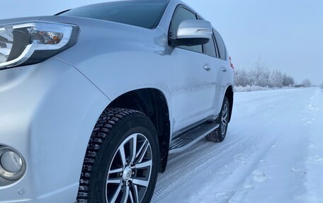 Toyota Land Cruiser Prado 150 рестайлинг 2, 2014 год, 4 150 000 рублей, 4 фотография