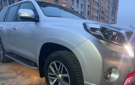 Toyota Land Cruiser Prado 150 рестайлинг 2, 2014 год, 4 150 000 рублей, 24 фотография