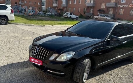 Mercedes-Benz E-Класс, 2011 год, 1 390 000 рублей, 6 фотография