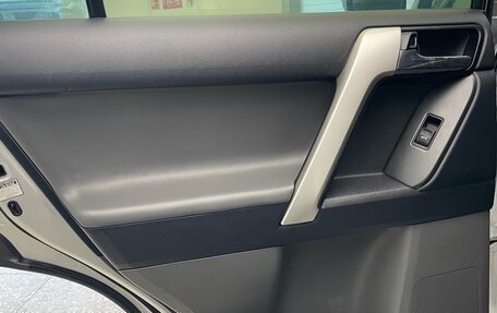 Toyota Land Cruiser Prado 150 рестайлинг 2, 2012 год, 2 348 000 рублей, 21 фотография