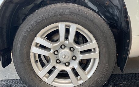 Toyota Land Cruiser Prado 150 рестайлинг 2, 2012 год, 2 348 000 рублей, 30 фотография