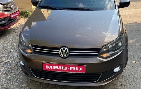 Volkswagen Polo VI (EU Market), 2014 год, 750 000 рублей, 1 фотография