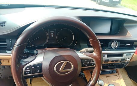 Lexus ES VII, 2017 год, 2 820 000 рублей, 17 фотография