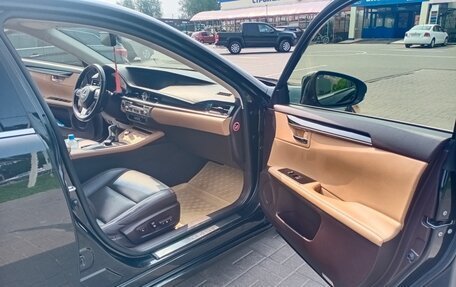 Lexus ES VII, 2017 год, 2 820 000 рублей, 12 фотография