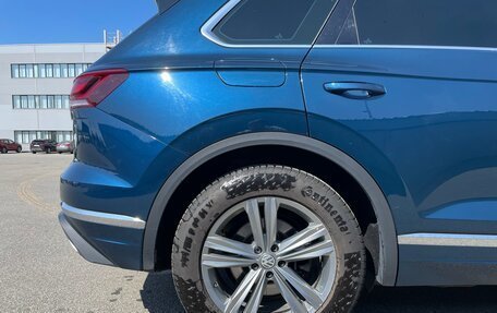 Volkswagen Touareg III, 2018 год, 3 500 000 рублей, 15 фотография