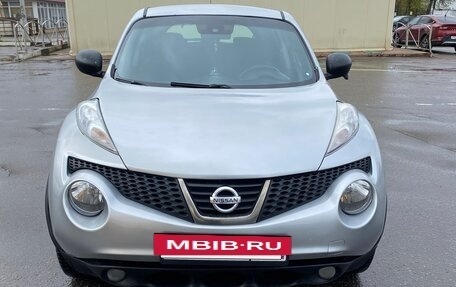 Nissan Juke II, 2011 год, 780 000 рублей, 10 фотография